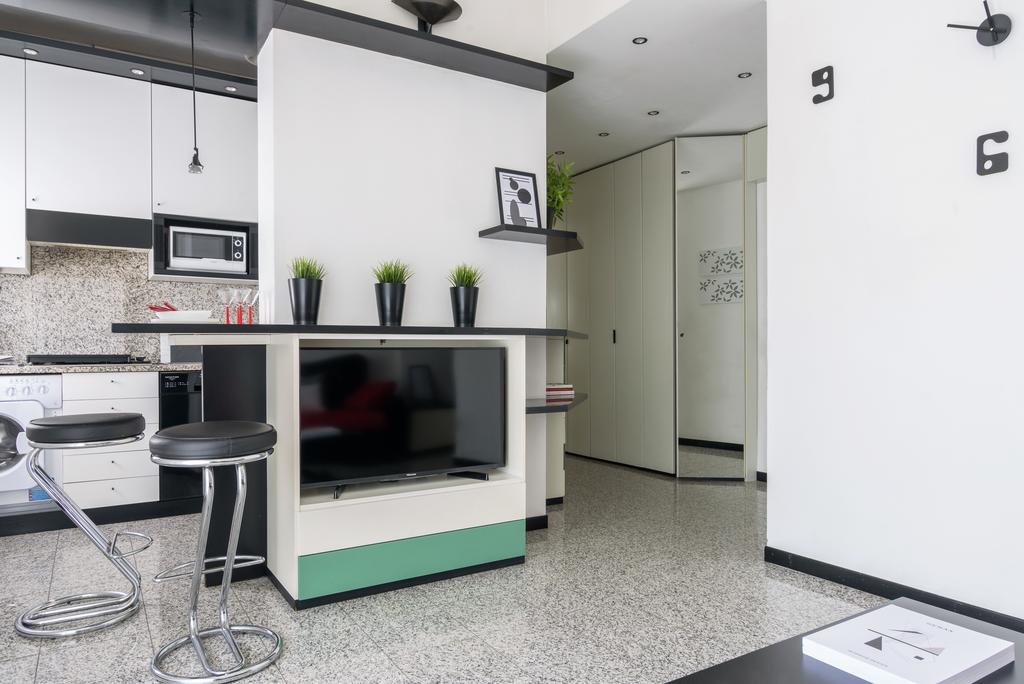 Alcuino Apartment Milaan Buitenkant foto