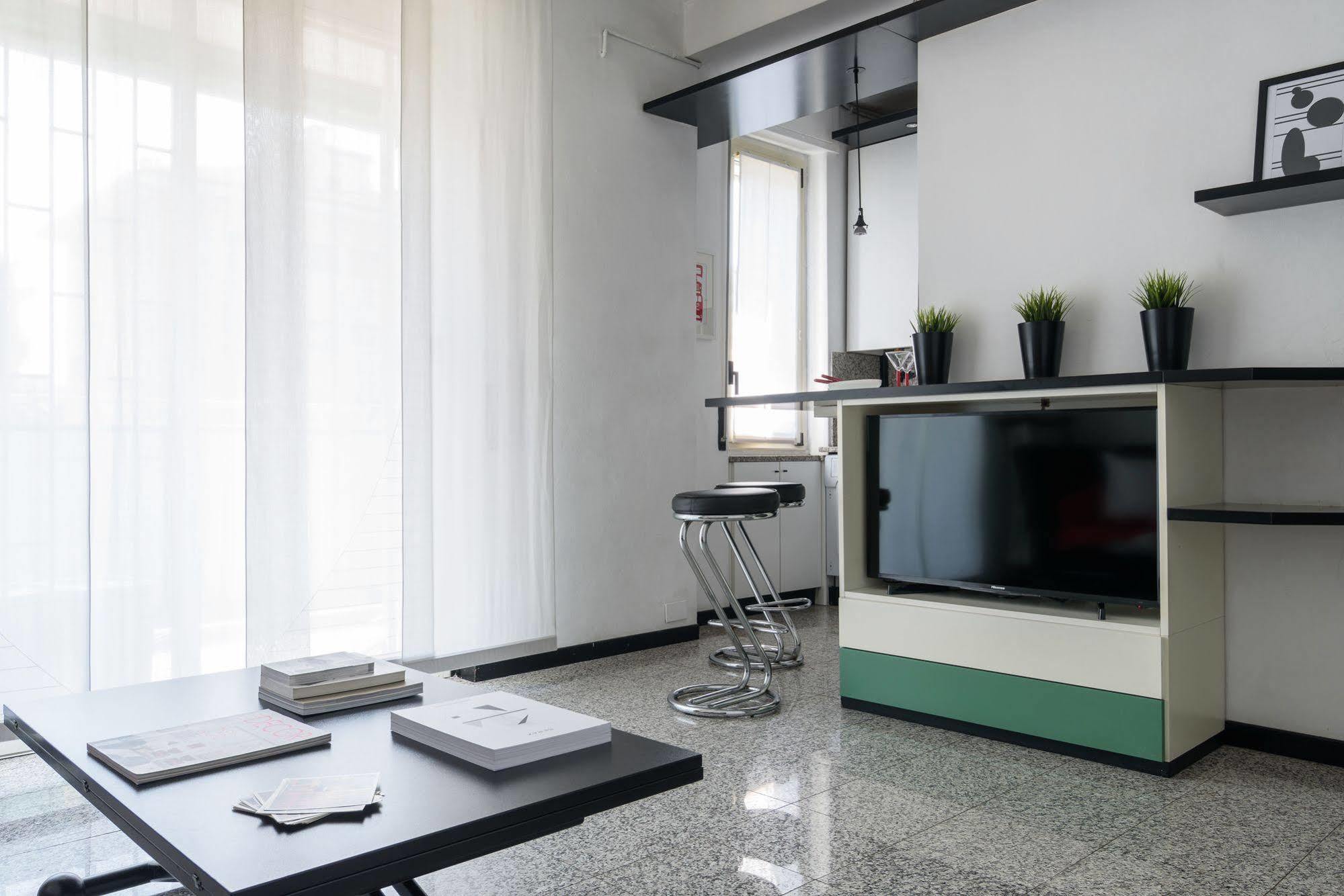 Alcuino Apartment Milaan Buitenkant foto