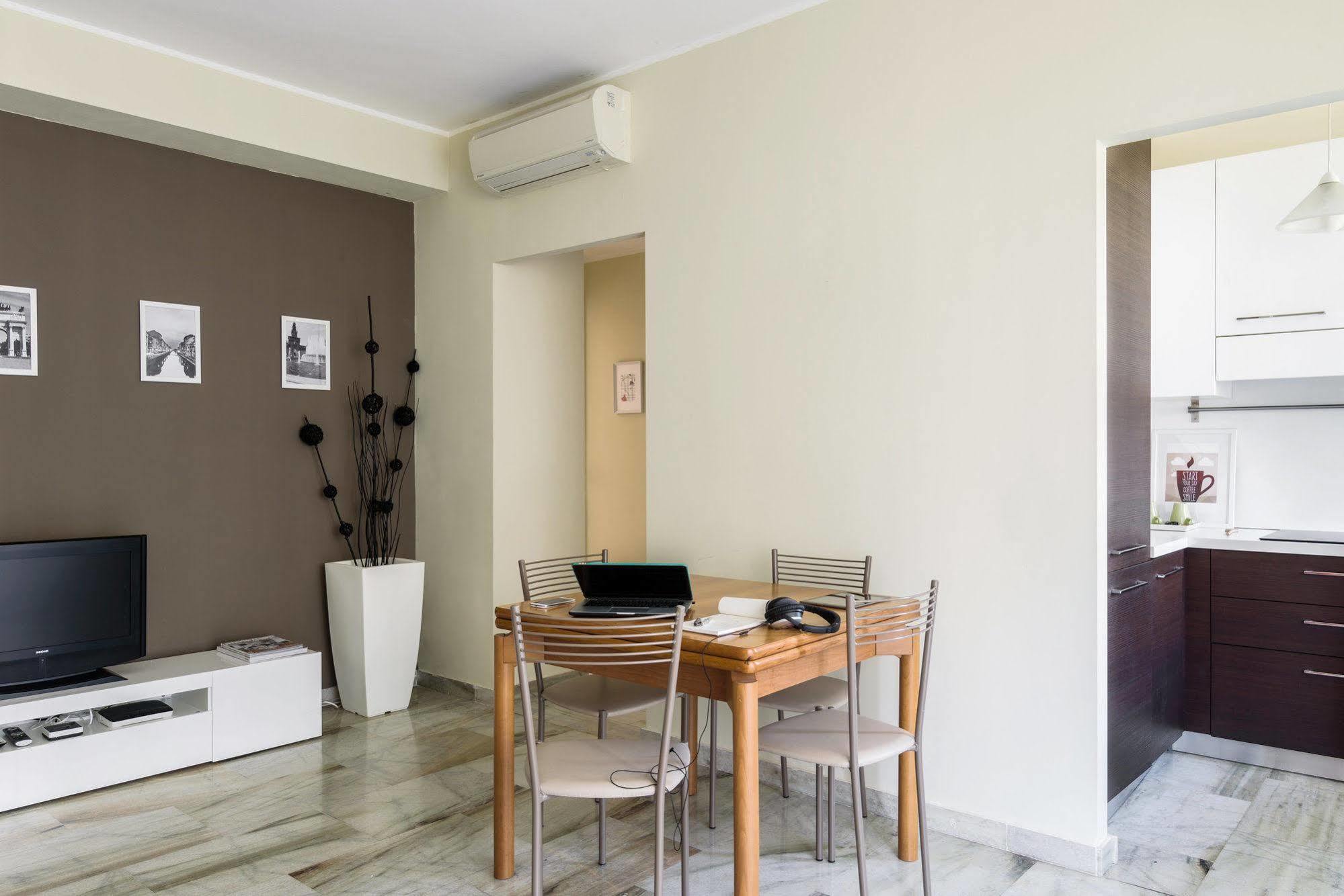 Alcuino Apartment Milaan Buitenkant foto
