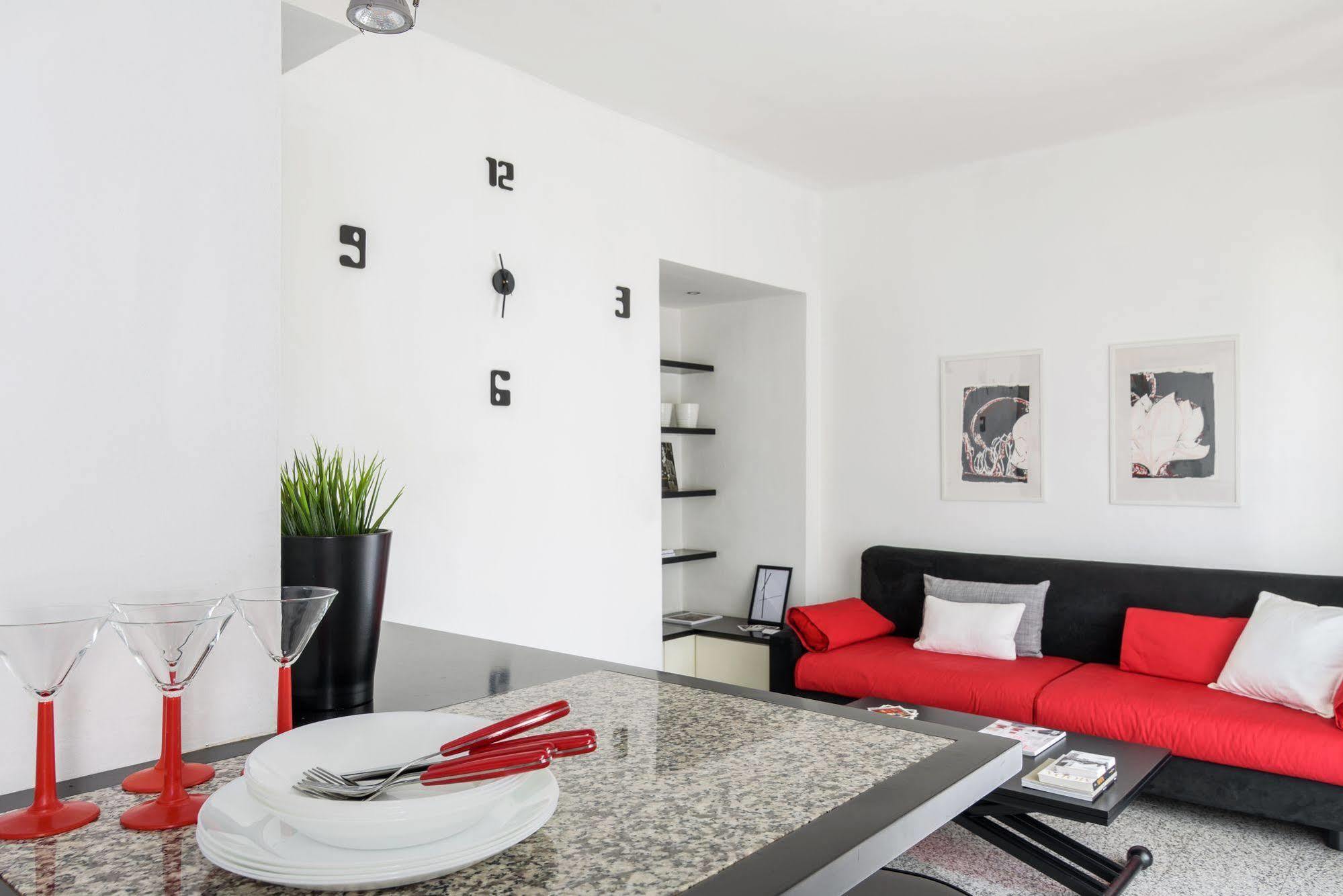 Alcuino Apartment Milaan Buitenkant foto